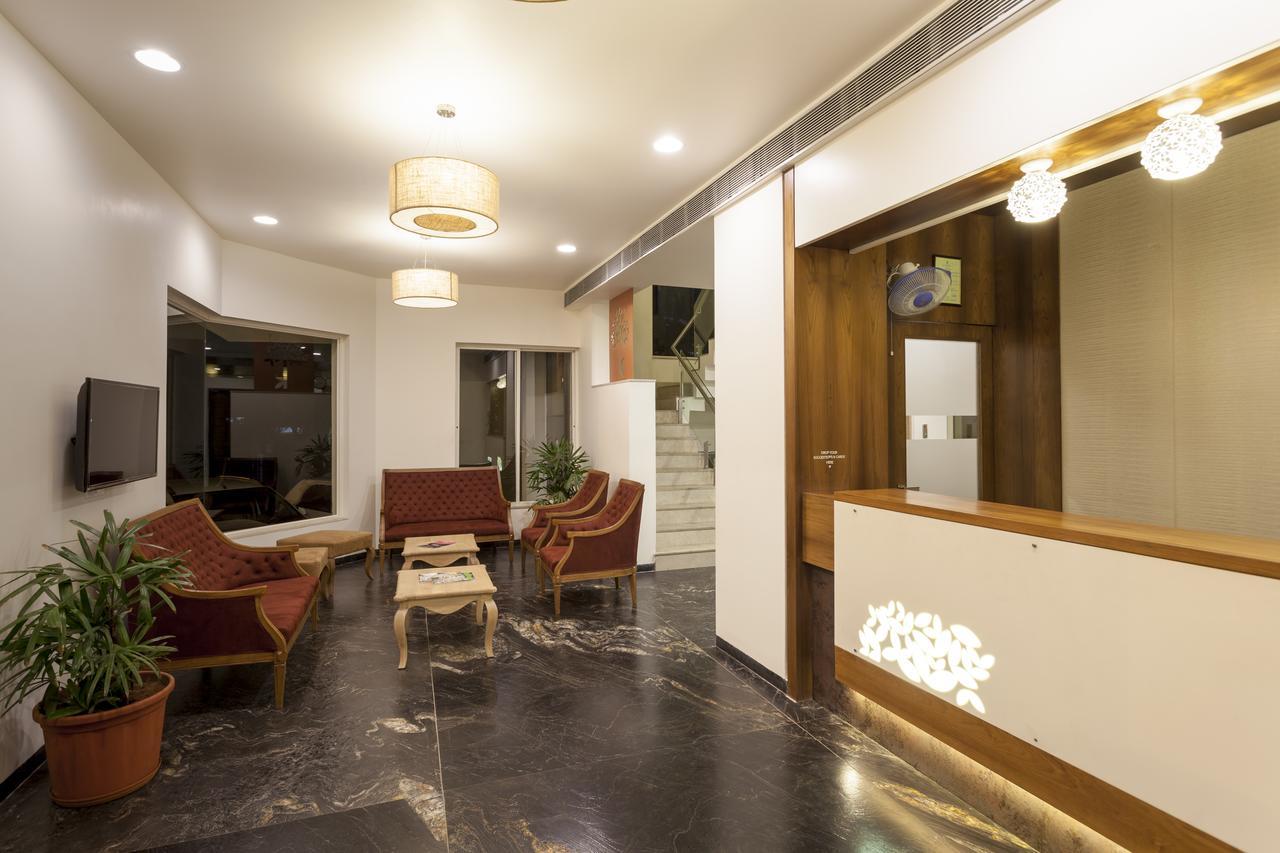 Hotel K Tree - A Boutique Hotel Колхапур Экстерьер фото